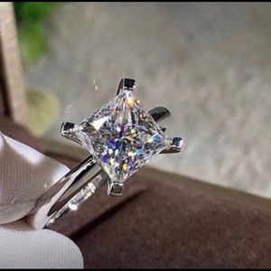 .925 Sterling Silver 3 Carat Moissanite Diamond